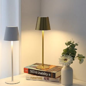 Lámparas de Mesa LED Inalámbricas, 3 Niveles de Intensidad Regulable, Lámpara de Noche Táctil, Lámpara de Escritorio LED Recargable por USB para Habitación, Estudio, Oficina, Bares, Cafeterías - Product Image 1