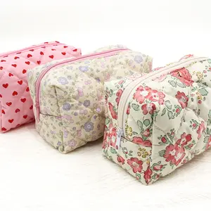 cotton quilted toiletry bag pink flower pattern heart puffy insulated makeup bag bolsa de maquillaje cosmetic travel bag