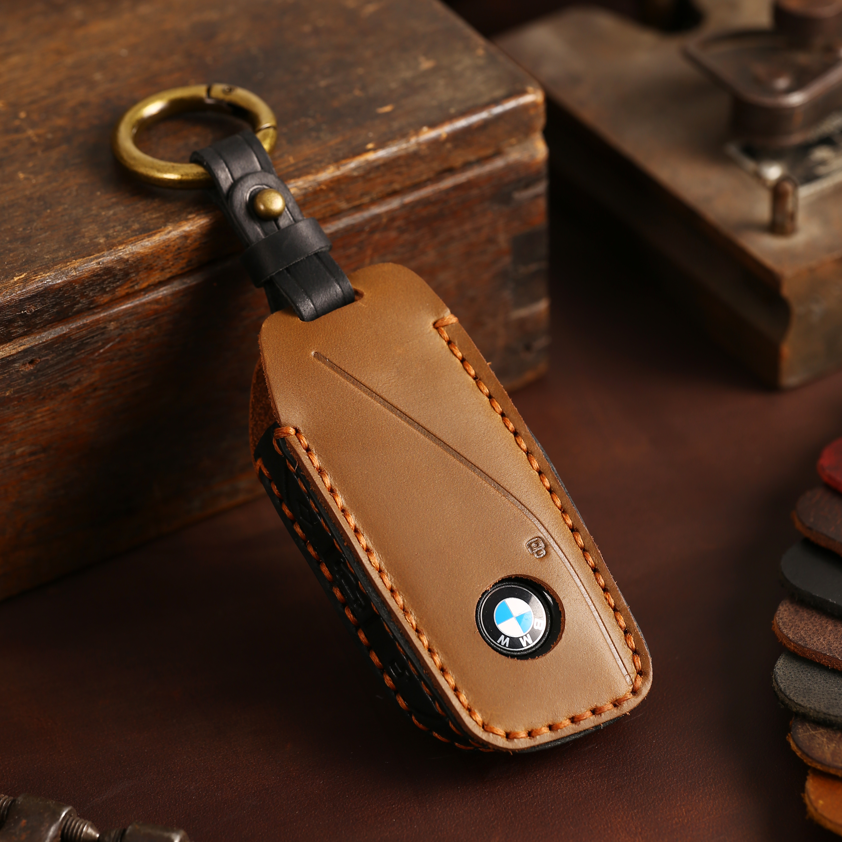 BMW X7 Car Key Leather Case Holder Accessory - Luxury Keychain Bag