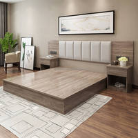 Ensemble de chambre d'hôtel commercial moderne 3 étoiles en bois massif écologique Lovezone à prix réduit avec design à panneaux pour appartement et usage scolaire