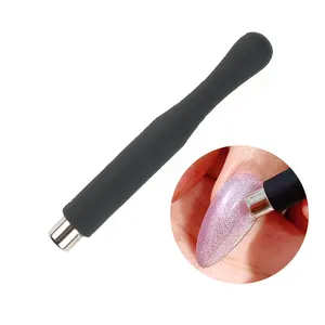 Hot販売3D Nail Art Cat Eye Gel Polish Strong Magnet Stick Magnetic Pen Tools 5Pcs