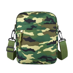 Borsa a Tracolla Unisex Personalizzata per Viaggi, Sport e Uso Quotidiano, Porta Cellulare, Design alla Moda per Uomini e Donne - Product Image 4