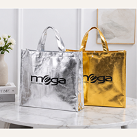 Sacs fourre-tout non tissés métallisés or et argent, sacs à main texturés effet laser or et argent, sacs cadeaux réutilisables pour le shopping