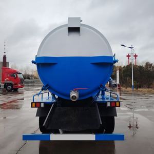 Camion d'aspiration des <span class=keywords><strong>eaux</strong></span> <span class=keywords><strong>usées</strong></span> HOWO Sinotruk 8 CBM, camion-citerne d'aspiration des <span class=keywords><strong>eaux</strong></span> <span class=keywords><strong>usées</strong></span> et des matières fécales à bas <span class=keywords><strong>prix</strong></span> - Product Image 5