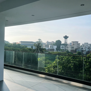 Barandilla de Vidrio Templado con Canal en <span class=keywords><strong>U</strong></span> de Aluminio Laminado de Diseño Moderno - Product Image 3