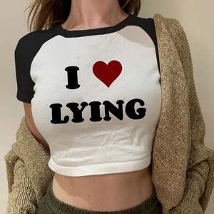 T-shirts sexy à la mode pour femme, haut court Harajuku, streetwear, tenues d'été, vêtements de fête sexy pour femmes Y2k - Product Image 4