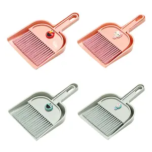 Conjunto de mini penteadeira e escova de varredura para teclados domésticos em plástico azul e rosa de alta qualidade