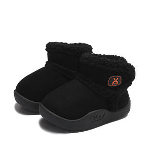 Nouvelles pantoufles en caoutchouc pour enfants, pantoufles en fourrure, pantoufles tendance, pantoufles d'extérieur, pantoufles chaudes au prix d'usine - Product Image 4