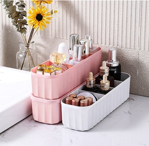 Soutien-gorge en plastique polyvalent anti-poussière pour <span class=keywords><strong>sous</strong></span>-vêtements et chaussettes Cosmétiques Tiroir de <span class=keywords><strong>bureau</strong></span> Diviseur de placard Organisateur de rangement avec couvercle - Product Image 2