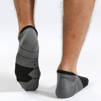 Chaussettes de sport respirantes douces de haute qualité, chaussettes de sport athlétiques personnalisées, chaussettes de course à pied unisexes, chaussettes de basket-ball personnalisées