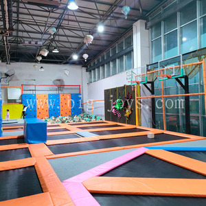 <span class=keywords><strong>Un</strong></span> fabricante <span class=keywords><strong>de</strong></span> grandes trampolines <span class=keywords><strong>de</strong></span> interior para niños Parque infantil interior Venta directa <span class=keywords><strong>de</strong></span> fábrica Personalización <span class=keywords><strong>de</strong></span> <span class=keywords><strong>trampolín</strong></span> - Product Image 1