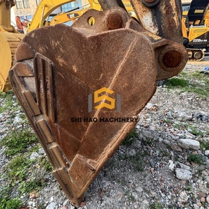 Excavadora de cadenas Hyundai 305LC-9S usada de alta calidad, 30.5 toneladas, confiable para trabajos de construcción pesada y demolición. - Product Image 3