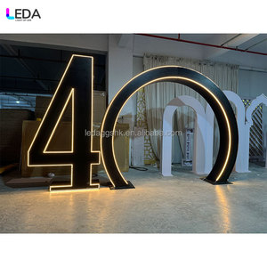 Support de panneau lumineux LED géant numéro 40 noir et or pour décorations de fête d'anniversaire, mariage, événement, toile de fond - Product Image 4