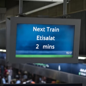 Pantalla de Información de Trenes para Estaciones de <span class=keywords><strong>Metro</strong></span>, Sistema PIDS LED de Alto Brillo, Visualización en Tiempo Real de la Llegada <span class=keywords><strong>del</strong></span> <span class=keywords><strong>Tren</strong></span> y Próxima Estación, Personalización OEM - Product Image 6