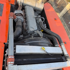 Excavatrice Hitachi ZX360LC d'occasion, 36 tonnes, Tier 3, sans DEF, godet de 1,6 m, puissance de 184 kW, pour le chargement de la couche de déchets et des roches moyennes en exploitation minière. - Product Image 6