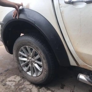 Guardabarros de Tamaño Perfecto, Accesorios Exteriores para Mitsubishi Triton - Product Image 4