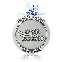 Médaille de sport personnalisée OEM avec logo en relief, durable, polie, gravée au laser, en alliage de zinc, ronde, pour la course, récompense de finisseur