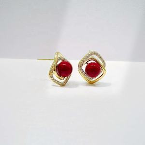 Prix usine Boucles d'oreilles de luxe en argent sterling 925 avec pierre rouge, nouvelle collection 2026, mode féminine, faites à la main, en or 14 carats, agate et rubis - Product Image 3