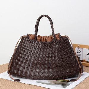 Fourre-tout femme rétro tendance grande capacité sac à main tissé à la main mère sacs navettage affaires haute qualité panier de légumes sac - Product Image 3