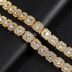 Collar de cadena cubana de doble capa de aleación con diamantes, estilo lujo ligero, personalizado, para clavícula, sexy, para fiesta, accesorios de joyería. - Product Image 4