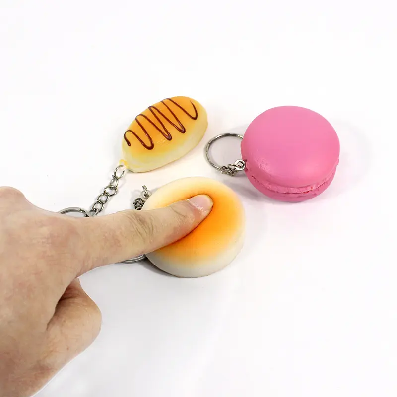 2024 Neuankömmling Brot Design Stress Ball Geschenk Promotion Benutzer definierte PU Stress abbau Toy Ball Schlüssel bund