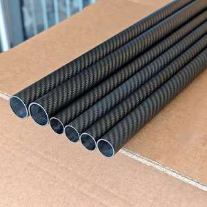 Tubo in Fibra di Carbonio 3K ad Alta Resistenza, Asta in Carbonio Personalizzabile 15-100mm, Finitura Opaca/Lucida per Supporto di Attivatori Chimici, 10 Metri - Product Image 2