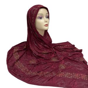 2023 produits chauds fantastique Bawal coton Voile Tudung Jacquard écharpe en gros Hijab écharpe avec strass - Product Image 1