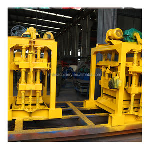 Mini Macchina per la Produzione di Mattoni QT4-40B2, Macchina per Mattoni in Cemento Autobloccanti, Attrezzatura per Mattoni in Pietra Arenaria in Vendita - Product Image 3