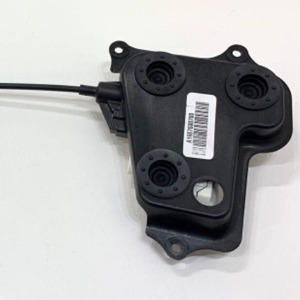 Actuador de Cerradura de Puerta Delantera Izquierda para Mercedes 1667600700 DC 12V, Sistema de Cierre Centralizado de Plástico - Product Image 1