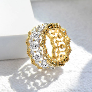 แหวนลายฉลุสองสีสำหรับผู้หญิงเครื่องประดับนิ้วแฟชั่นวินเทจหรูหรา - Product Image 6