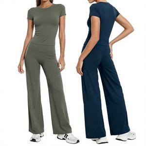 Ensemble de vêtements de sport pour femmes, haut de course à manches courtes à séchage rapide, pantalon de yoga à taille élastique et jambe droite, couleur unie - Product Image 3
