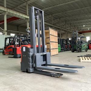 Precio de fábrica Equipo de almacén Carretilla elevadora 1,5 metros a 3,5 metros Altura de elevación 2000 kilogramos Carretilla elevadora Grúa apiladora - Product Image 6