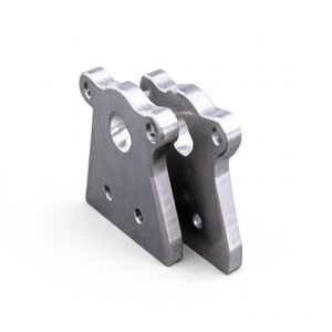 Soportes de Montaje de Acero al Carbono, Mecanizados por CNC y Cortados con Hilo, Fabricados en Vietnam (OEM), para Soporte de Estructuras Mecánicas - Product Image 1