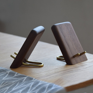 <span class=keywords><strong>Support</strong></span> de téléphone moderne en noyer, accessoire de <span class=keywords><strong>bureau</strong></span> minimaliste et <span class=keywords><strong>support</strong></span> de tablette pour la décoration de la maison et du <span class=keywords><strong>bureau</strong></span> - Product Image 2