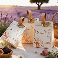 Sacs cadeaux de luxe en carton ivoire avec ruban, poignée et nœud, motif floral, logo personnalisé, emballage pour fête d'enfants