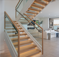 CBMmart, fabricant chinois, escalier flottant moderne à marches en bois massif sur mesure à faible coût avec rampe en verre pour appartement