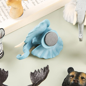 Aimants de réfrigérateur en PVC en forme de tête d'animal sauvage, ensemble multi-pièces en résine pour décoration de bureau et murale, style moderne - Product Image 2