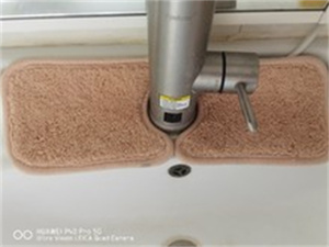 Washable and Faucet Absorbent Pad a Convenient Reusable <b>Throws</b> Product - Product Image 5