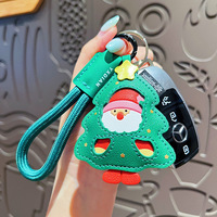Porte-clés en cuir de père noël dessin animé mignon pour les femmes accessoire de sac cortical exquis cadeau de Noël