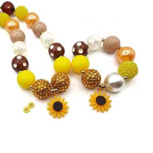Cute Girls Chunky Bubblegum Beaded collar pulsera conjunto amarillo girasol colgante collar joyería conjunto - Product Image 1