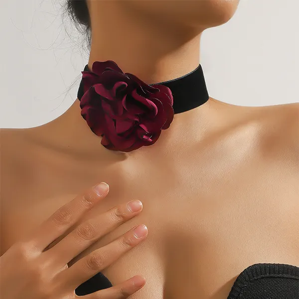 Moda donna graziosa festa fatta a mano tessuto elegante nastro nero catena rosa rossa fiori girocollo collana per le donne