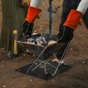 Gants de soudage résistants à la chaleur, rouge et noir, type Stick Type Wing Back, pour le camping, le barbecue, la protection contre les feux de camp - Product Image 3