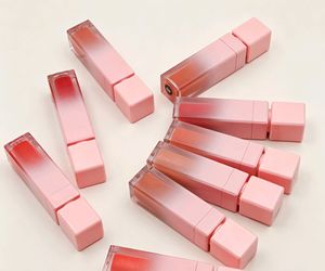 Wholesale Lip Glaze with Various Colors for Face Makeup and Convenient to Carry - Product Image 6