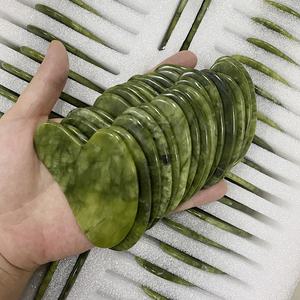 Alat Pijat Wajah <span class=keywords><strong>Gua</strong></span> <span class=keywords><strong>Sha</strong></span> Batu Giok Hijau Xiuyan Alami, Pemijat Wajah, <span class=keywords><strong>Gua</strong></span> <span class=keywords><strong>Sha</strong></span> Kulit Kepala, Batu Giok <span class=keywords><strong>Nephrite</strong></span> Guasha - Product Image 5