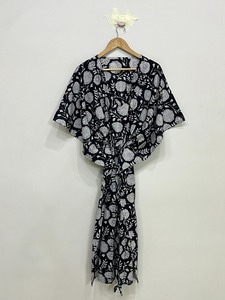 Kaftan court en soie pure, taille unique, ample et confortable pour toutes les tailles, environ 47 pouces, fournisseur d'Inde - Product Image 4