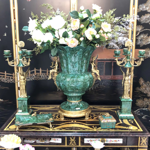 <span class=keywords><strong>Vaso</strong></span> di Fiori in <span class=keywords><strong>Ceramica</strong></span> e Bronzo <span class=keywords><strong>Verde</strong></span> Scuro di Alta Qualità, Stile Francese di Lusso, Antico e Fatto a Mano con Motivo di Uccello - Product Image 1