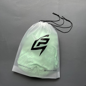 Sac à cordon personnalisé en CPE mat avec logo imprimé, pochette à cordon en plastique givré pour l'emballage de vêtements et de chaussures - Product Image 2