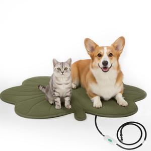 Tapis chauffant pour animaux de compagnie en forme de feuille en gros nouveau coussin d'hiver pour chats chiens vente chaude personnalisée - Product Image 1