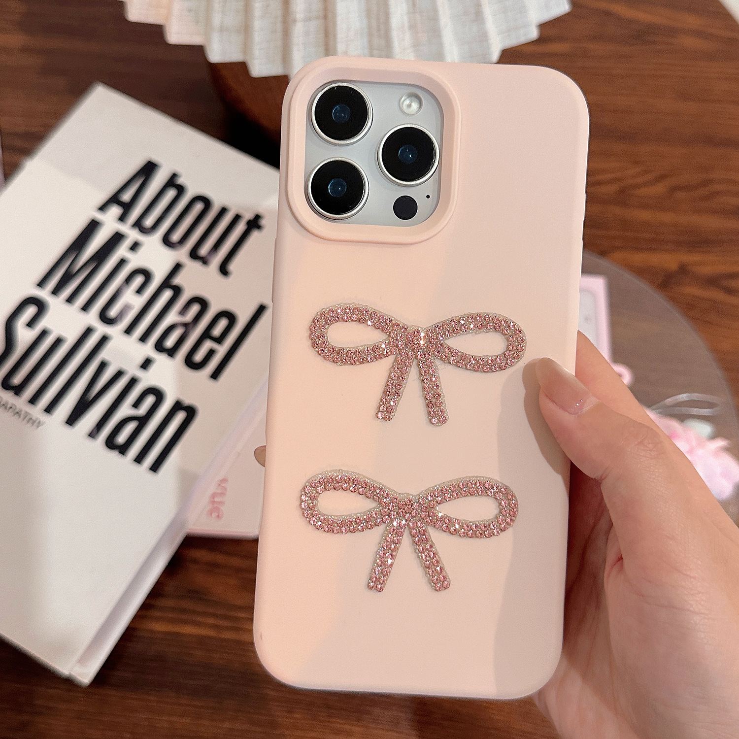 Bean pink 3D double pink diamond knot