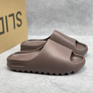 Hot Design Fashion Solid Color Men Yeezy Foam Runner With Box Custom Brand Logo Original Yeezy Slides Unisex